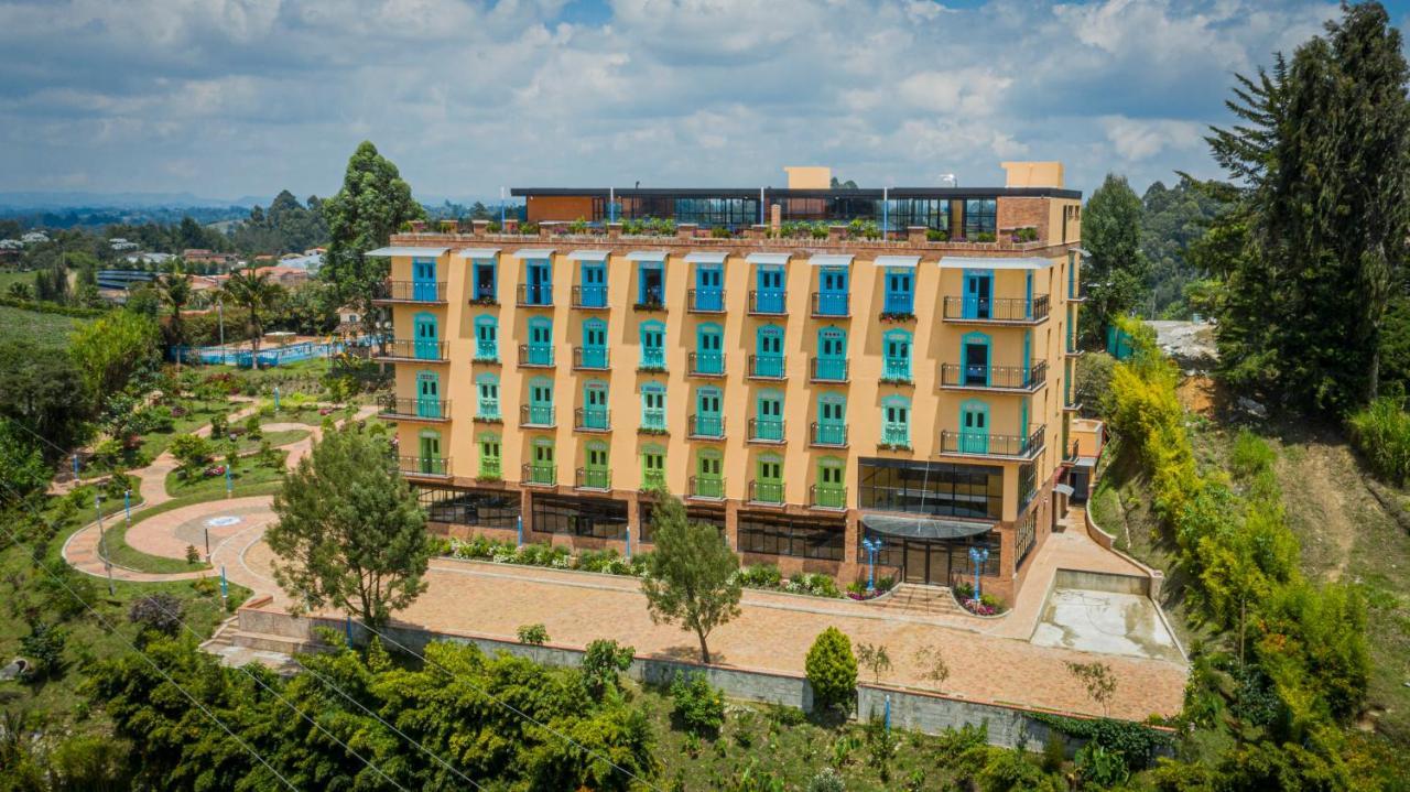 Alfahar Hotel Carmen de Viboral Exterior photo